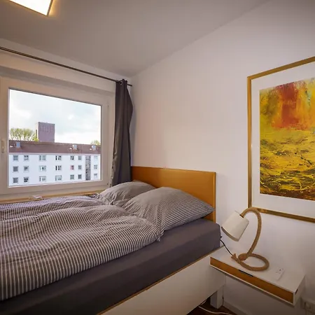 Apartment 200 Mit Carport, Aufzug Und Balkon *