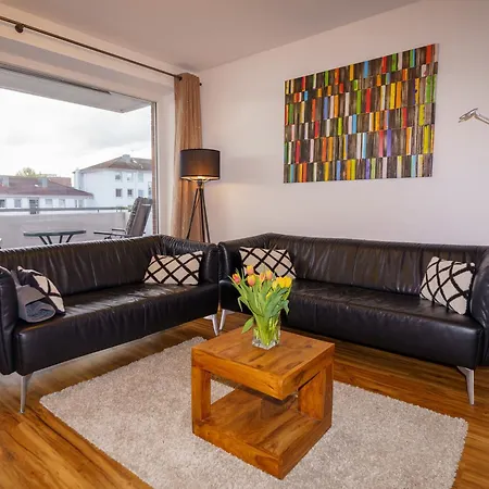 Apartment 200 Mit Carport, Aufzug Und Balkon